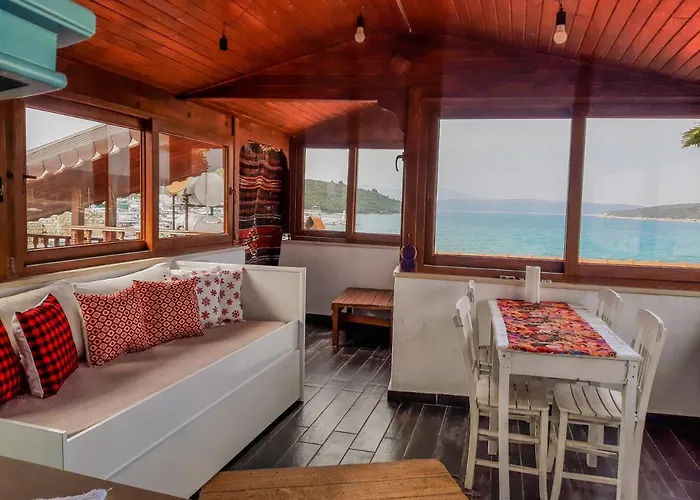 Sigacik Poseidon Boutique Szálloda *